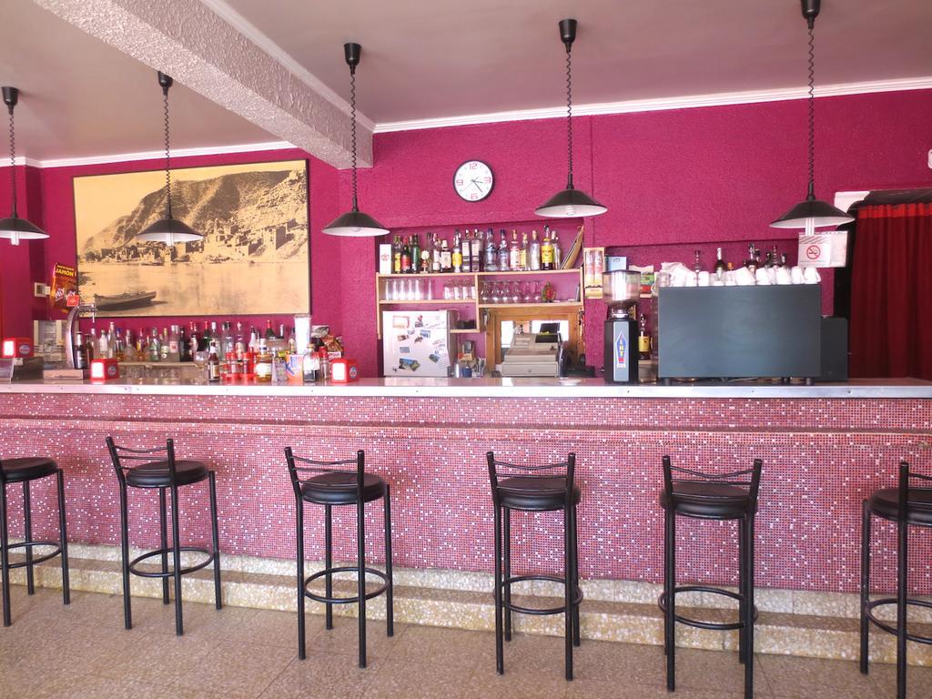 Hostal Roca Fayón 외부 사진